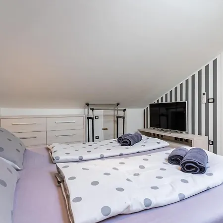 Kula Apartmán *